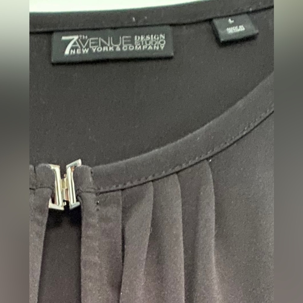 New York & Company Black Business Casual Top - Picture 3 of 8